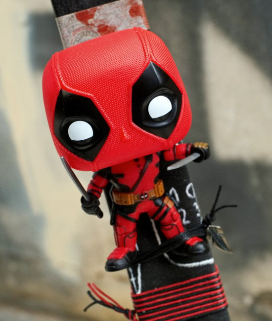 Λαμπάδα με φιγούρα Deadpool
