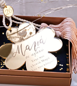 Χρυσό Γούρι Τριφύλλι 2026 για τη Μαμά - Κουτί Δώρου