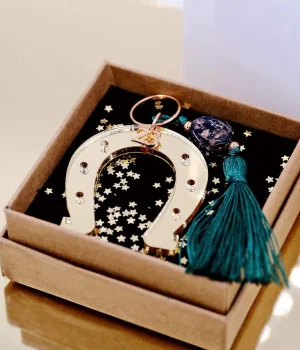 Γούρι 2026 Resin horseshoe